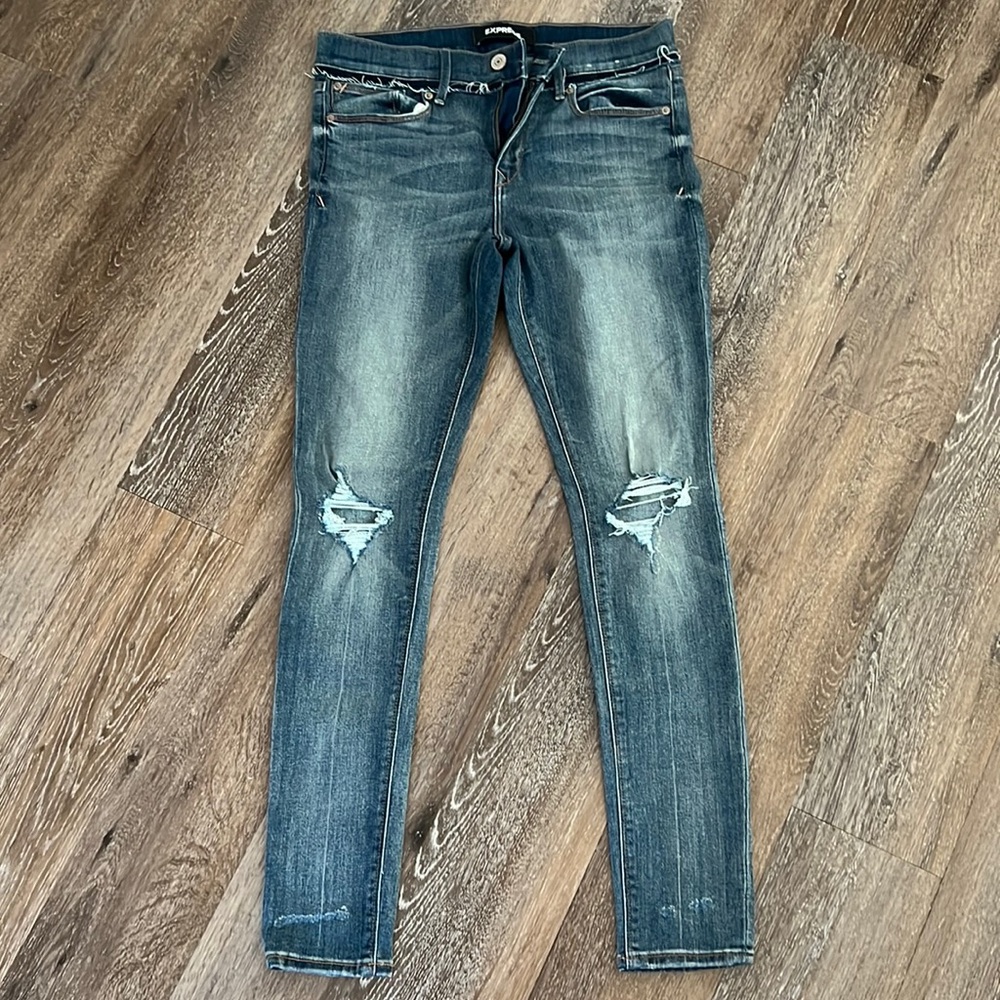 Women’s Distressed Skinny Jeans - Blue